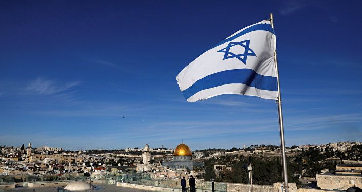 علم إسرائيل على خلفية مدينة القدس، 4 ديسمبر/ كانون الأول 2017