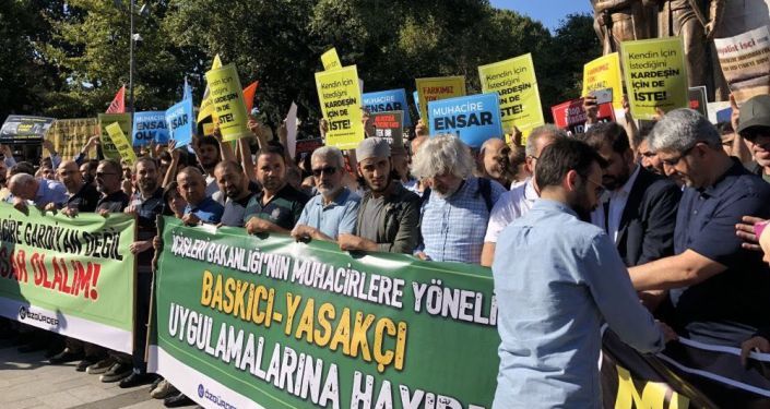 احتجاجات في تركيا ضد ترحيل السوريين