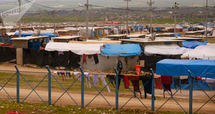 اللاجئون السوريون والعراقيون في مخيم للاجئين/ النازحين بالقرب من السليمانية، كردستان العراق