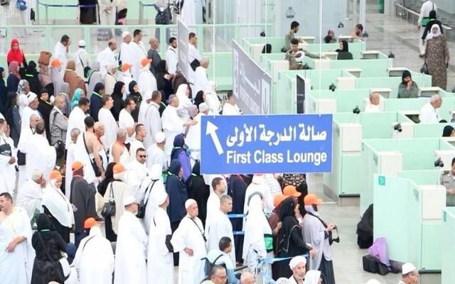 توافد الحجاج والمعتمرين على المطارات السعودية لإنهاء إجراءات الدخول للمملكة- أرشيفية