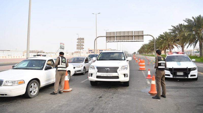 شرطة منطقة مكة تطبق منع التجول منذ الـ 3 عصراً بشوارع جدة
