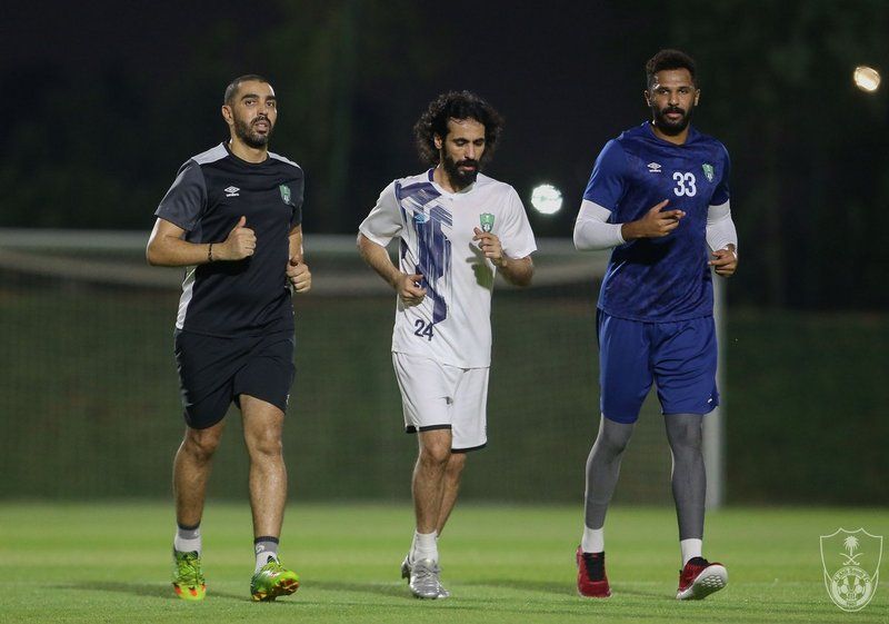 الأهلي يكثف تحضيراته لمواجهة شباب الأهلي دبي.. في دور الـ16 من دوري الأبطال