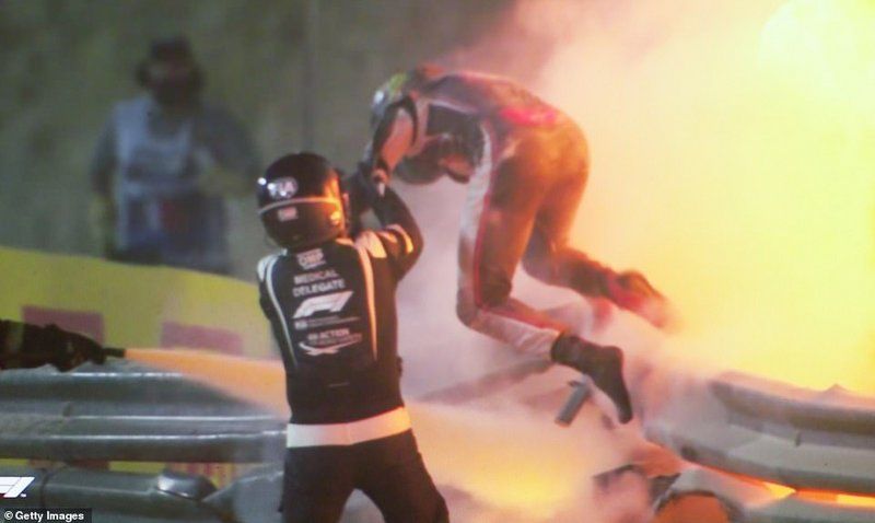 فيديو مروع.. لحظة انفجار سيارة بسباق جائزة البحرين الكبرى
