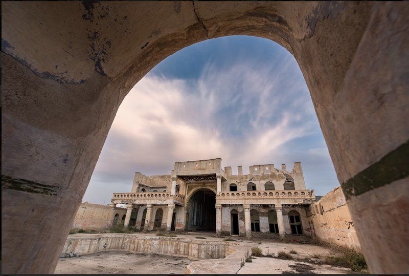 قصر جبرا الأثري بالطائف.. صور تُظهر مدى احتياجه للترميم ووضع سياج لحمايته