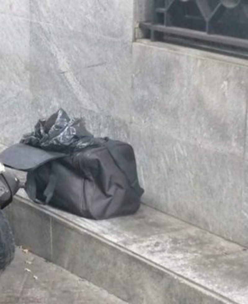 بالصور .. العثور على حقيبة بها أشلاء بشرية في شارع ببيروت