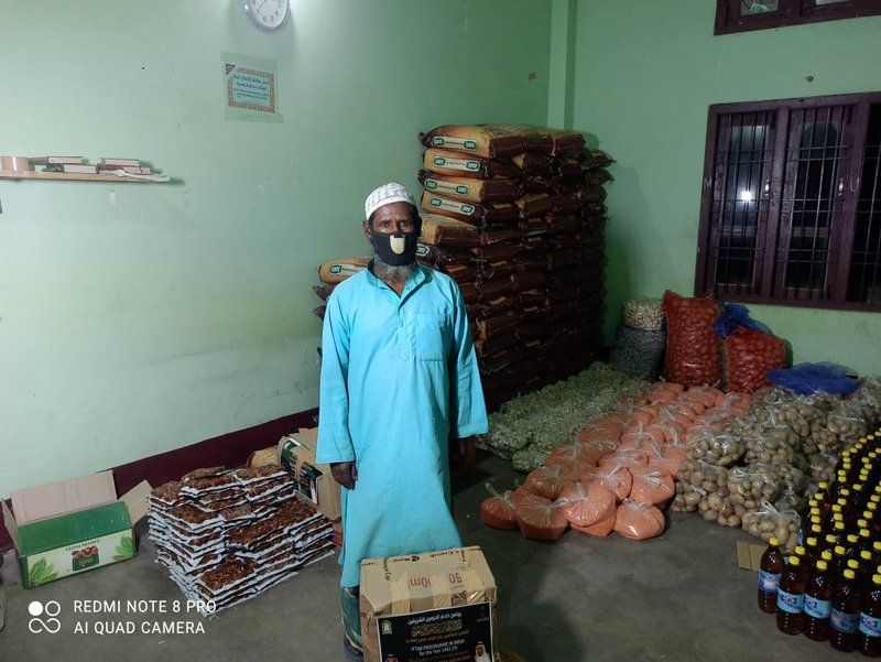 برنامج خادم الحرمين لتفطير الصائمين يواصل توزيع السلات الغذائية بالمدن الهندية