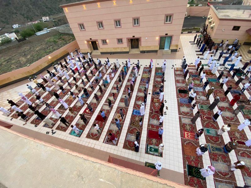 20 ألف مسجد بجميع المناطق تشهد صلاة العيد وسط أجواء روحانية
