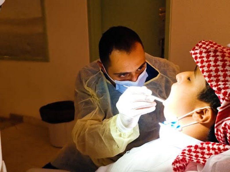 بالصور.. إطلاق حملة استكشافية لأمراض الأسنان تستهدف 16600 طالب بالطائف