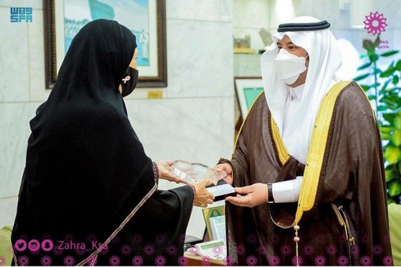 أمير الرياض بالإنابة يدشِّن الحملة التوعوية بأهمية الاكتشاف المبكر لسرطان الثدي