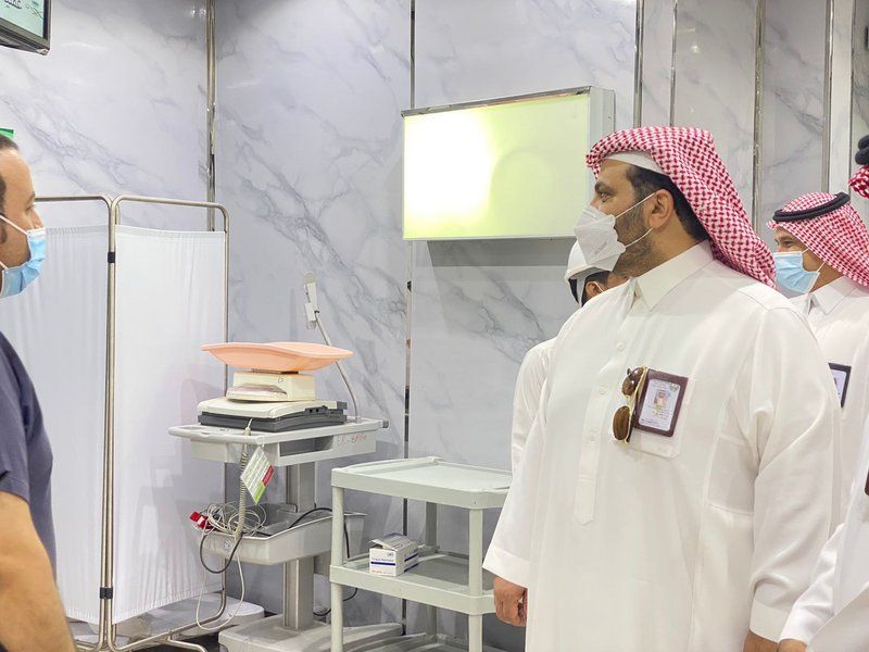 محافظ الداير يتفقّد المشروعات التحسينية بمستشفى بني مالك