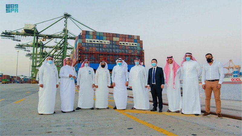 وزير النقل يتفقد المشروعات التطويرية في ميناء الملك عبدالعزيز بالدمام‎