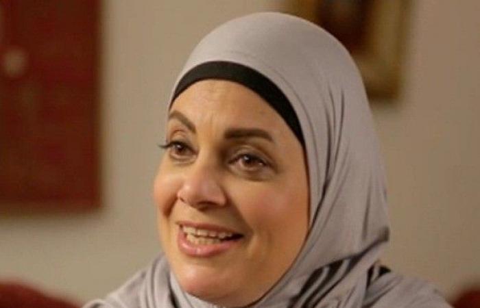 5 زوجات للمشاهير خلعن «الحجاب».. إحداهن منعها المرض منه