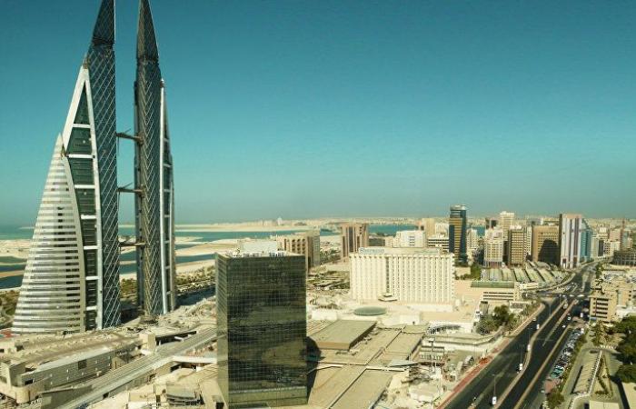 وزير بحريني يكشف مقدار عجز ميزانية بلده في 2018