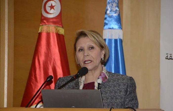 وزيرة تونسية تطالب بمناصرة حقوق المرأة العربية