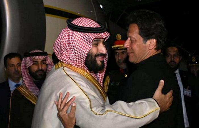 مع مغادرته باكستان... ولي العهد السعودي يودع عمران خان بهذه الكلمات