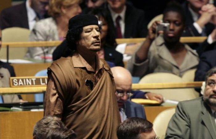 قضاة فرنسيون يستجوبون في طرابلس مدير مخابرات القذافي... ماذا يحدث