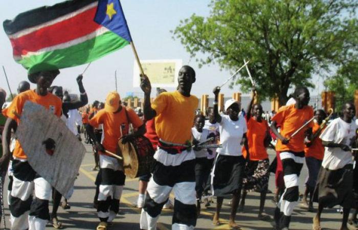 سياسية سودانية: أخطاء الأحزاب أفشلت حراك الشارع