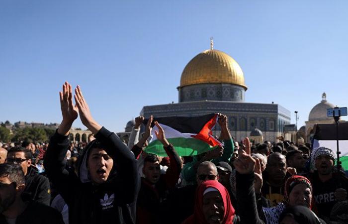 فلسطينيون ينجحون في فتح باب للمسجد الأقصى مغلق منذ 2003