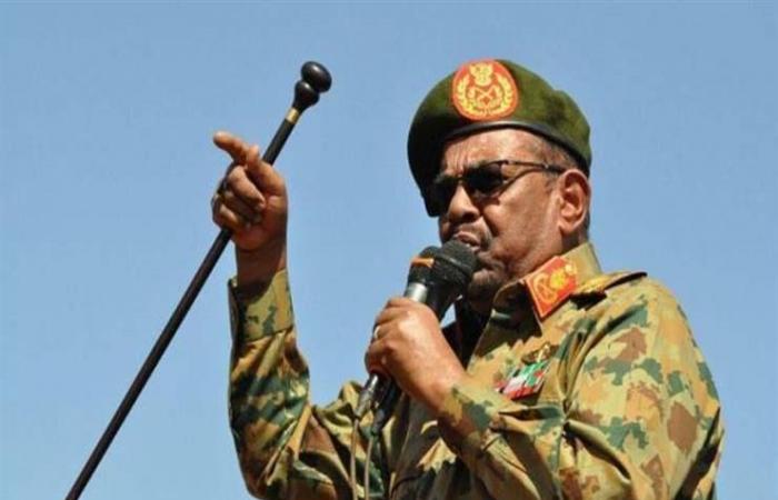 بعد فرض الطوارئ.. رويترز: البشير يحظر التظاهر في السودان