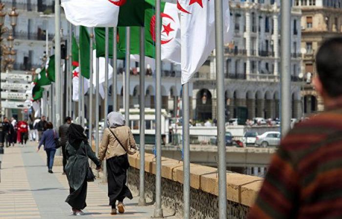 رئيس الحكومة الجزائرية يعلق رسميا على ترشح بوتفليقة والتظاهرات ضده