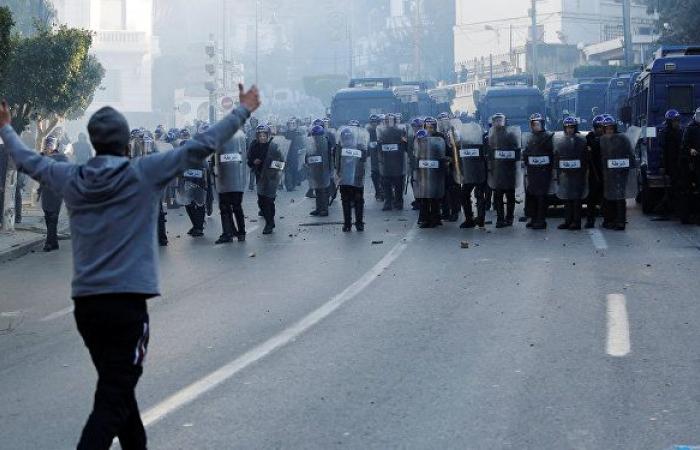 الرئيس التونسي عن التظاهرات ضد بوتفليقة: الشعب الجزائري يعرف ما يفعل