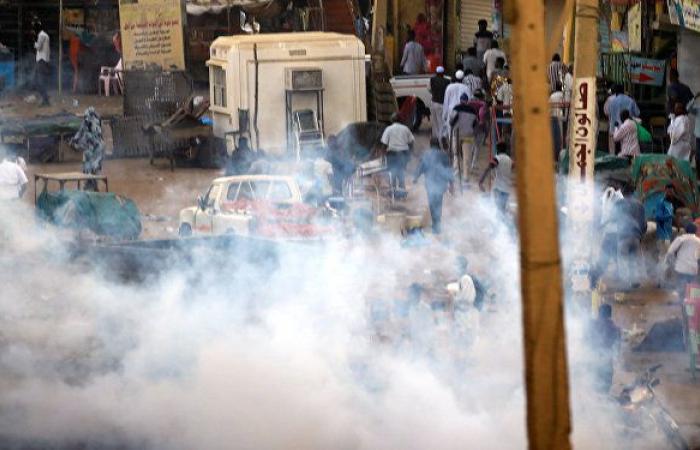 السودان... "المؤتمر الشعبي" يقدم مبادرة لإنهاء الأزمة