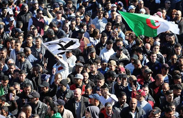مرشح لرئاسة الجزائر: مصلحة الجزائر فوق أي اعتبار والتصعيد مستمر حتى تراجع بوتفليقة