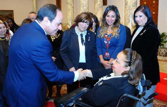 الرئيس السيسي فى اليوم العالمي للمرأة: دمتن رمزًا للقوة والعطف والنبل والشجاعة