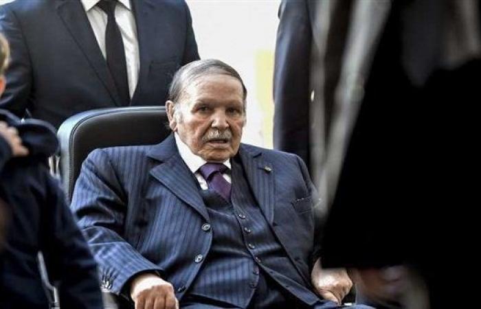 بوتفليقة: الجزائر مقبلة على تغيير نظام الحكم