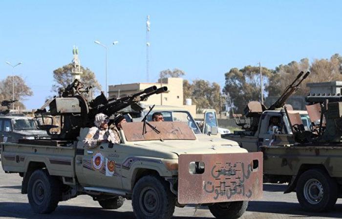 الجيش الليبي يكشف سبب سقوط طائرته في طرابلس