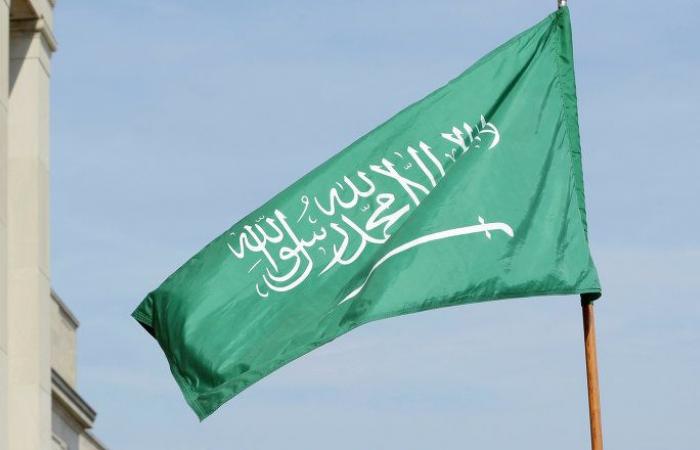 السعودية... تنبيه بشأن مواقع التواصل الاجتماعي