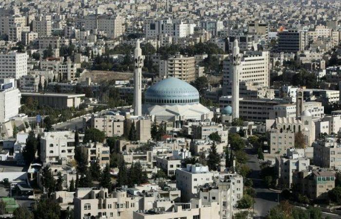 اقتصادي لبناني: الحكومة تنفذ أوامر صندوق النقد الدولي بشأن التقشف