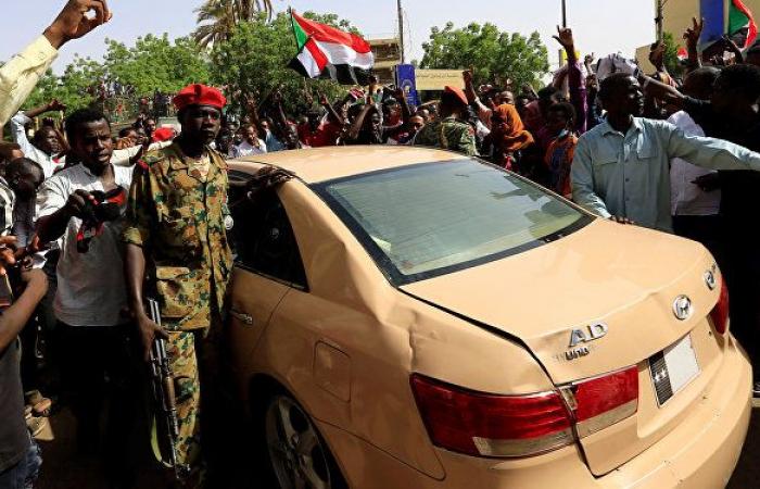 "تتدخل فى عمل منظمة كبرى"... أزمة في السودان بسبب وزيرة سابقة للبشير