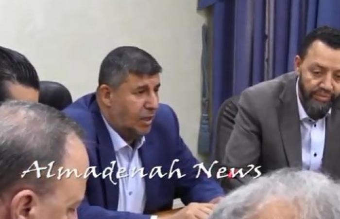 بالفيديو : تسجيل لاجتماع لجنة فلسطين مع رؤساء لجان المخيمات  في الاردن ( شاهد )