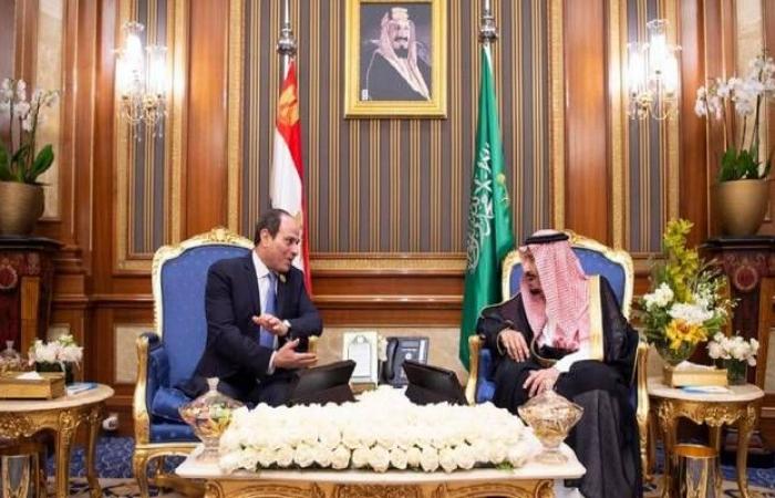 الملك سلمان يلتقي الرئيس السيسي ..على هامش القمة الإسلامية