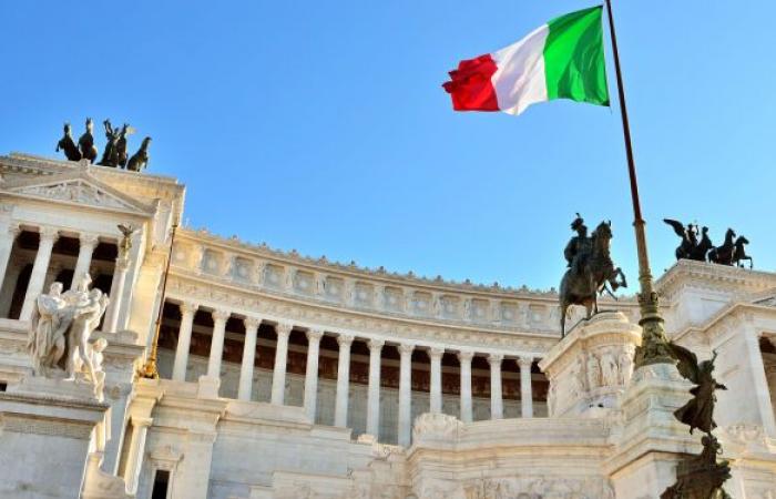 إيطاليا تكسر القاعدة بسبب مراهق مصري