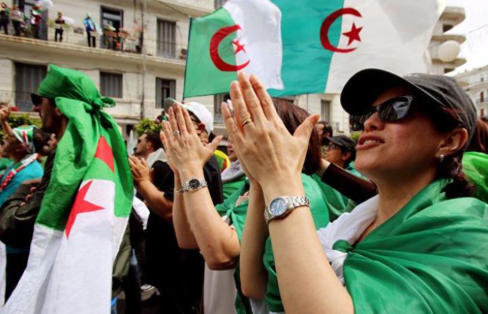 عميد كلية الحقوق في الجزائر: المرحلة الحالية تسير دون غطاء دستوري