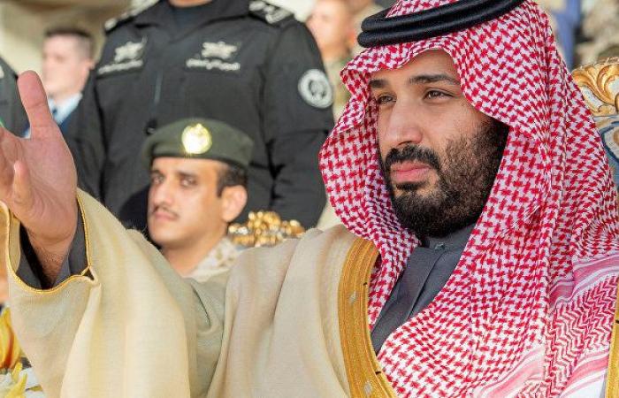 ولي العهد السعودي يغادر المملكة بتوجيه من الملك