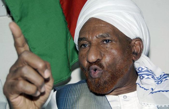 الصادق المهدي يحذر: السودان يمكن أن يتحول إلى "قبلة الإرهاب"