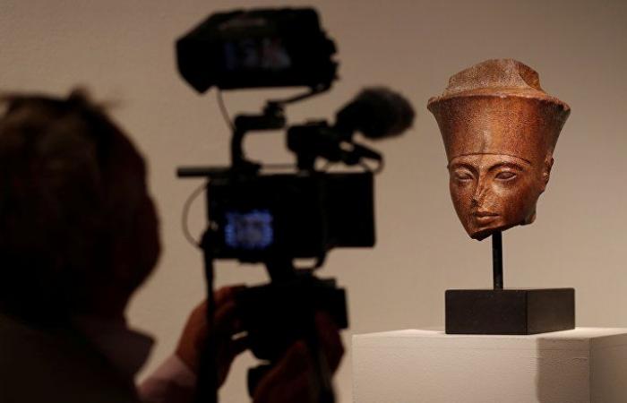مصر... وزير سابق يتحدث عن "يوم أسود" لعلم الآثار