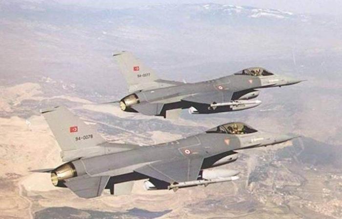 العراق: طائرات تركية نفذت ضربات جوية في الموصل