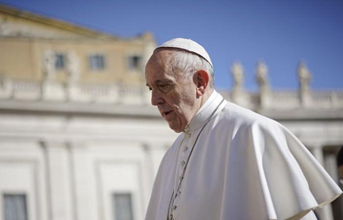 بابا الفاتيكان يوجه خطابا إلى الرئيس السوري من 3 طلبات