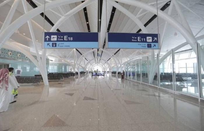 مطار الملك عبدالعزيز: لا توقف لحركة الطيران والرحلات تقلع بمواعيدها