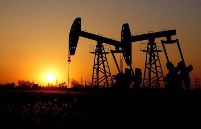منصات التنقيب الأمريكية عن النفط ترتفع للمرة الأولى بـ7 أسابيع