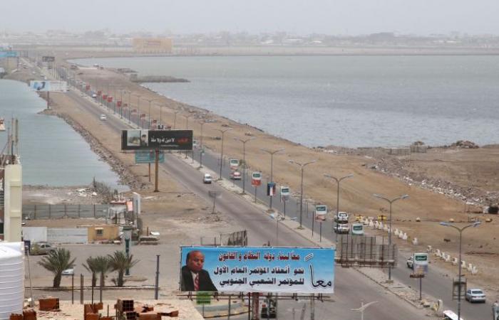 الإمارات تهاجم الحكومة اليمنية وترد على علاقتها بالاشتباكات المسلحة في عدن