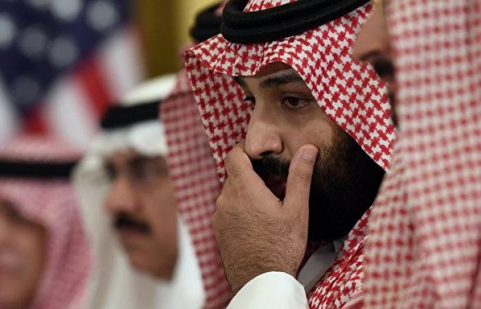 بلومبرغ: حاكم السعودية يرسل شقيقه إلى أمريكا في مهمة غير واضحة