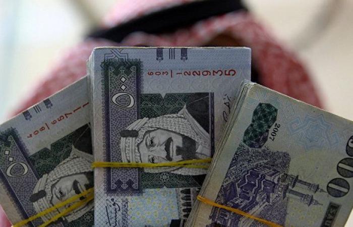 مصر تبدأ تحديد سعر الدولار الجمركي على أساس يومي