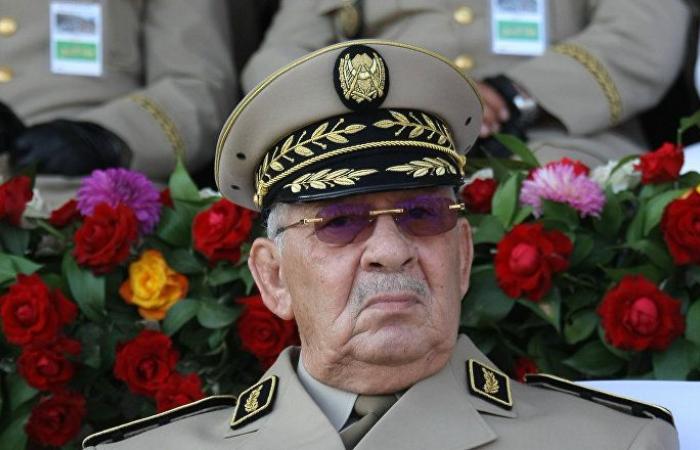 قائد الجيش الجزائري: لن أتخلى عن الواجب الوطني ولن أترك البلاد يلعب بها المفسدون