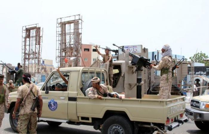 الحضرمي: حل أزمة عدن في الوقوف بجدية أمام "انحراف الإمارات"