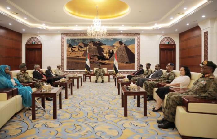 اجتماع بين مجلس السيادة السوداني والحركات المسلحة من أجل السلام